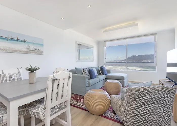 Portico 704